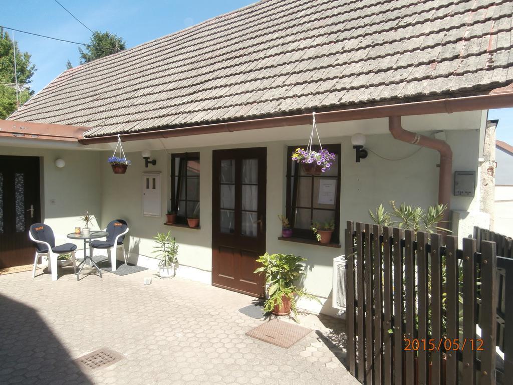 Apartments Paradiso Samobor Oda fotoğraf